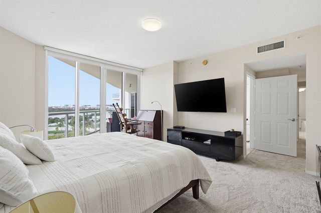 6051 N Ocean Drive 1003, Hollywood, FL 33019