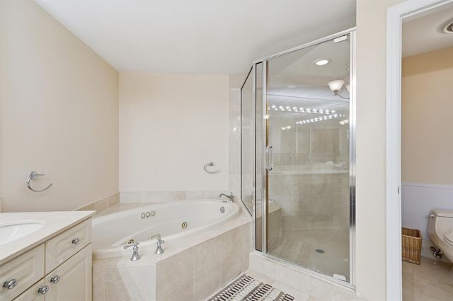 6051 N Ocean Drive 1003, Hollywood, FL 33019
