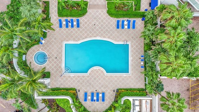 6051 N Ocean Drive 1003, Hollywood, FL 33019