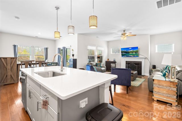 935 Rachel Anne Drive, Belmont, NC 28012