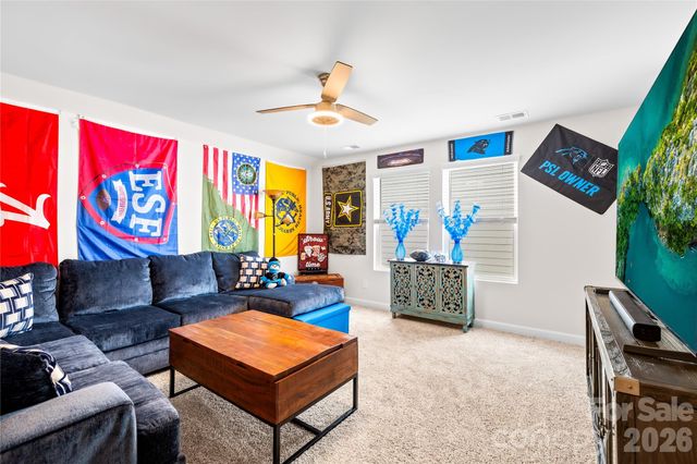 935 Rachel Anne Drive, Belmont, NC 28012