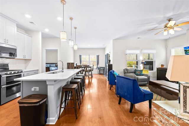 935 Rachel Anne Drive, Belmont, NC 28012