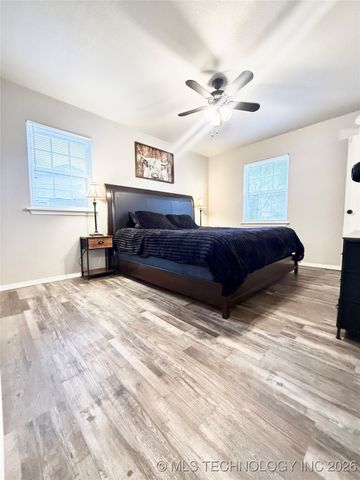 652 E Main Street, Collinsville, OK 74021