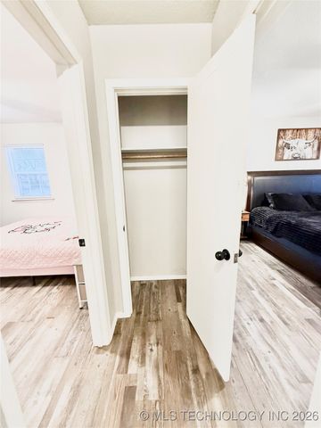 652 E Main Street, Collinsville, OK 74021