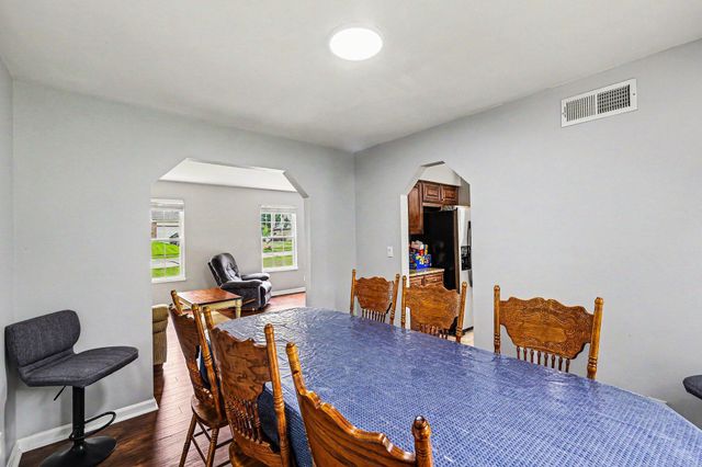 8116 Rose Petal Drive, Florence, KY 41042