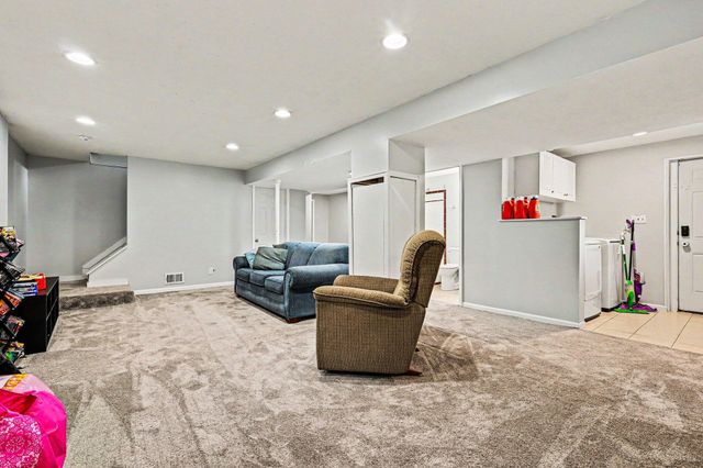 8116 Rose Petal Drive, Florence, KY 41042