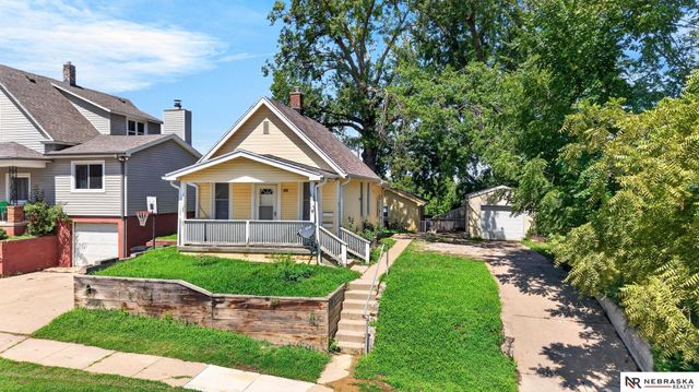 3516 X Street, Omaha, NE 68107