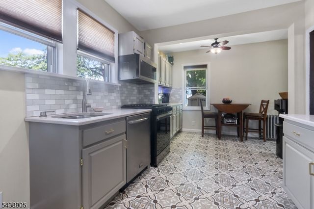 330 Simons Ave, Hackensack City, NJ 07601