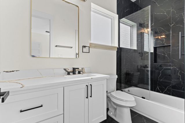 6818 Avenue F Unit B, Houston, TX 77011