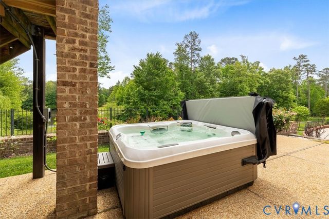 7635 Patriots Landing Pl, Quinton, VA 23141