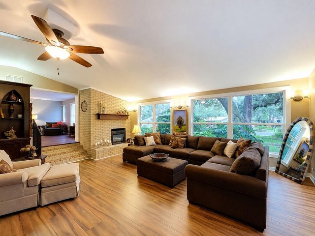 11805 N 51ST STREET, Temple Terrace, FL 33617