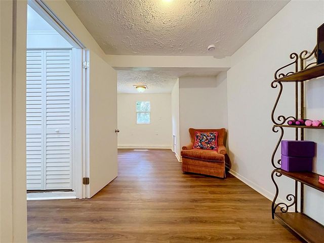 11805 N 51ST STREET, Temple Terrace, FL 33617