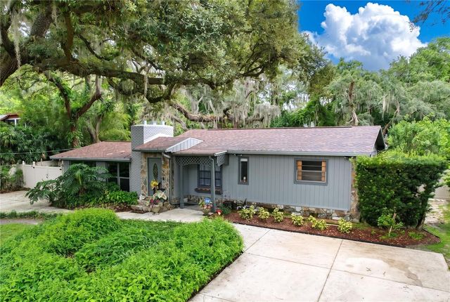 11805 N 51ST STREET, Temple Terrace, FL 33617
