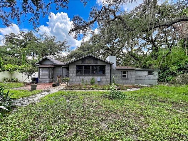 11805 N 51ST STREET, Temple Terrace, FL 33617