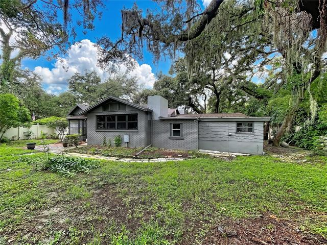 11805 N 51ST STREET, Temple Terrace, FL 33617