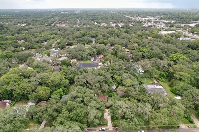 11805 N 51ST STREET, Temple Terrace, FL 33617