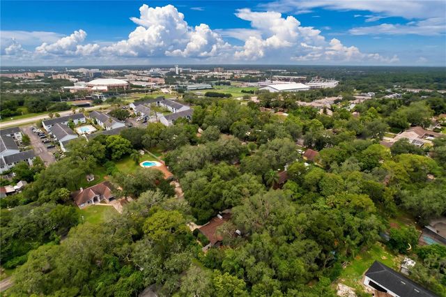 11805 N 51ST STREET, Temple Terrace, FL 33617
