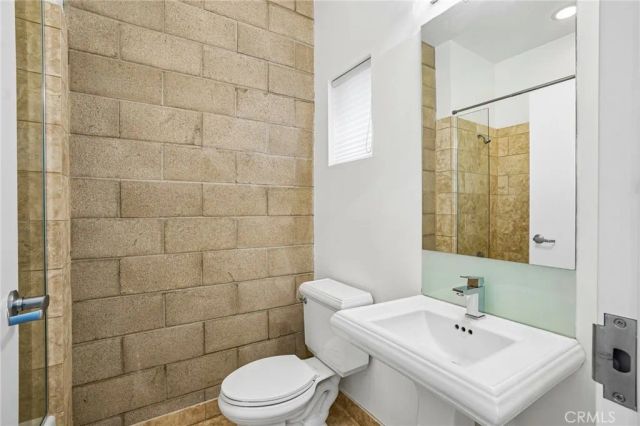 717 N Highland Avenue 21, Los Angeles, CA 90038