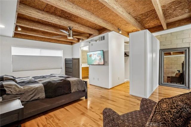 717 N Highland Avenue 21, Los Angeles, CA 90038