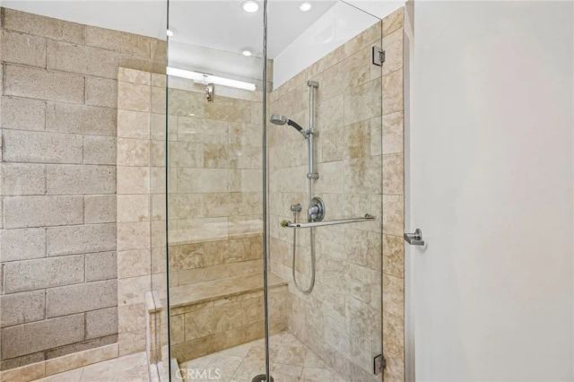 717 N Highland Avenue 21, Los Angeles, CA 90038
