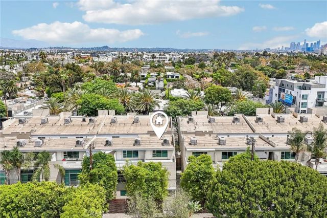 717 N Highland Avenue 21, Los Angeles, CA 90038
