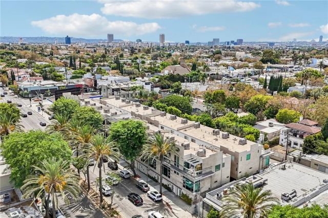 717 N Highland Avenue 21, Los Angeles, CA 90038
