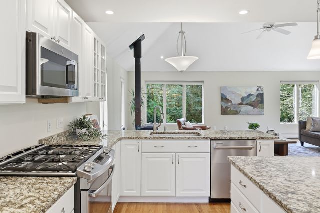 149 Nourse Rd, Bolton, MA 01740