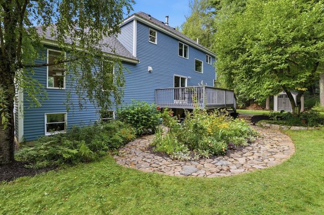 149 Nourse Rd, Bolton, MA 01740