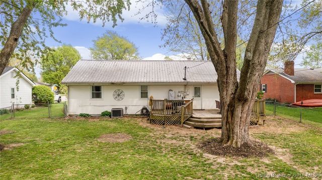 2421 Cypress Street, Madison, IN 47250