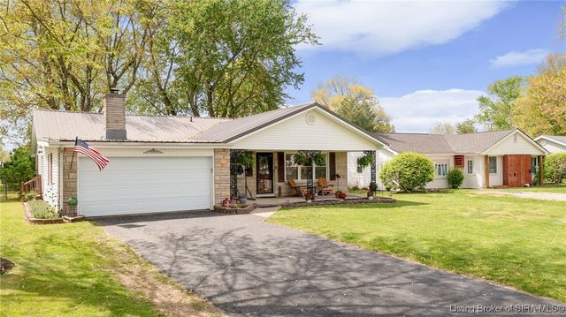 2421 Cypress Street, Madison, IN 47250