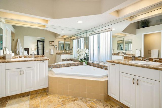 684 Vista Lago Circle N, Palm Desert, CA 92211