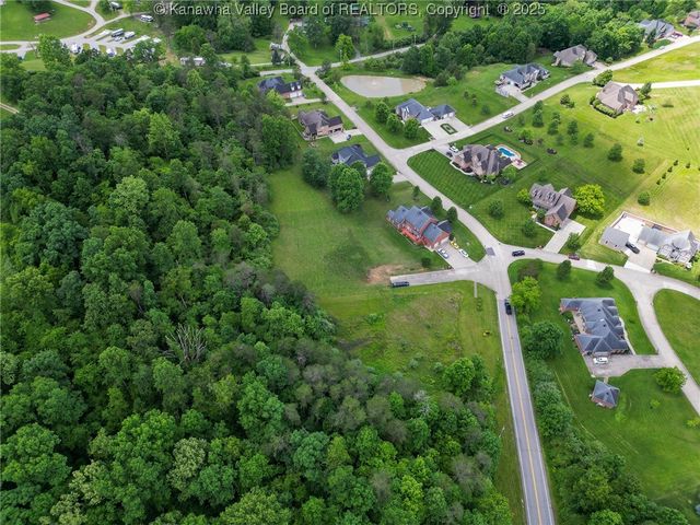 29 SWEET WATER Drive, Winfield, WV 25213