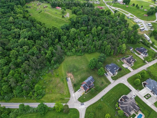 29 SWEET WATER Drive, Winfield, WV 25213