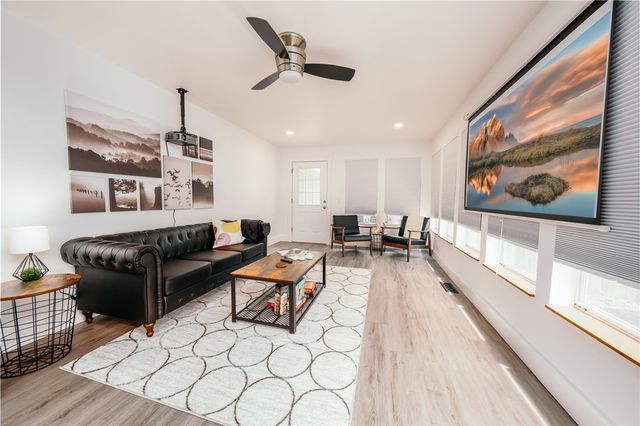 18 Melbourn Drive, Bella Vista, AR 72714