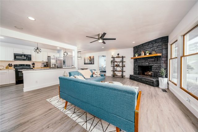 18 Melbourn Drive, Bella Vista, AR 72714