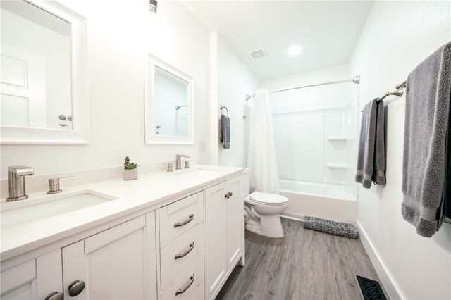 18 Melbourn Drive, Bella Vista, AR 72714