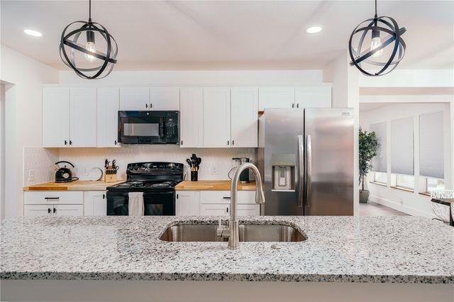 18 Melbourn Drive, Bella Vista, AR 72714