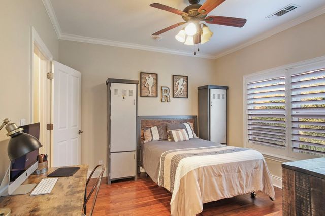 2441 E Tuolumne Rd, Turlock, CA 95382