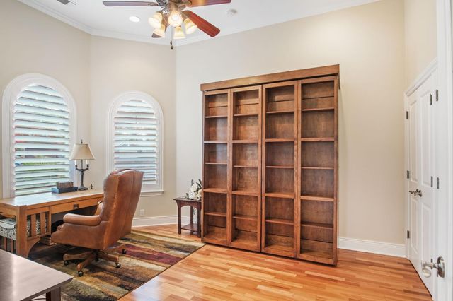 2441 E Tuolumne Rd, Turlock, CA 95382