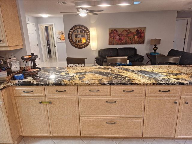 6912 W COUNTRY CLUB DRIVE N, Sarasota, FL 34243