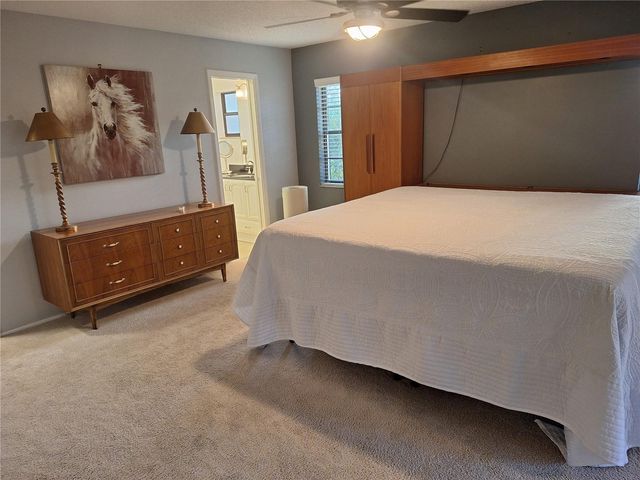 6912 W COUNTRY CLUB DRIVE N, Sarasota, FL 34243