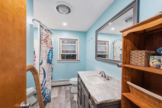 21 Cranton Avenue, Groveland, MA 01834