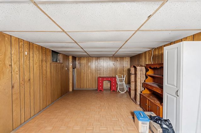 21 Cranton Avenue, Groveland, MA 01834
