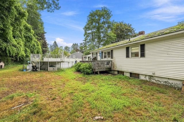 21 Cranton Avenue, Groveland, MA 01834