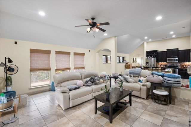 1200 Thicket Drive, Mansfield, TX 76063