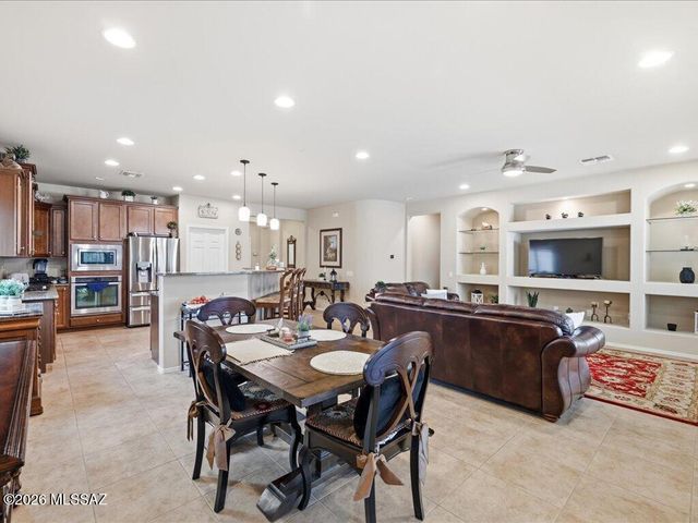 10815 E Deep Sky Drive, Tucson, AZ 85747