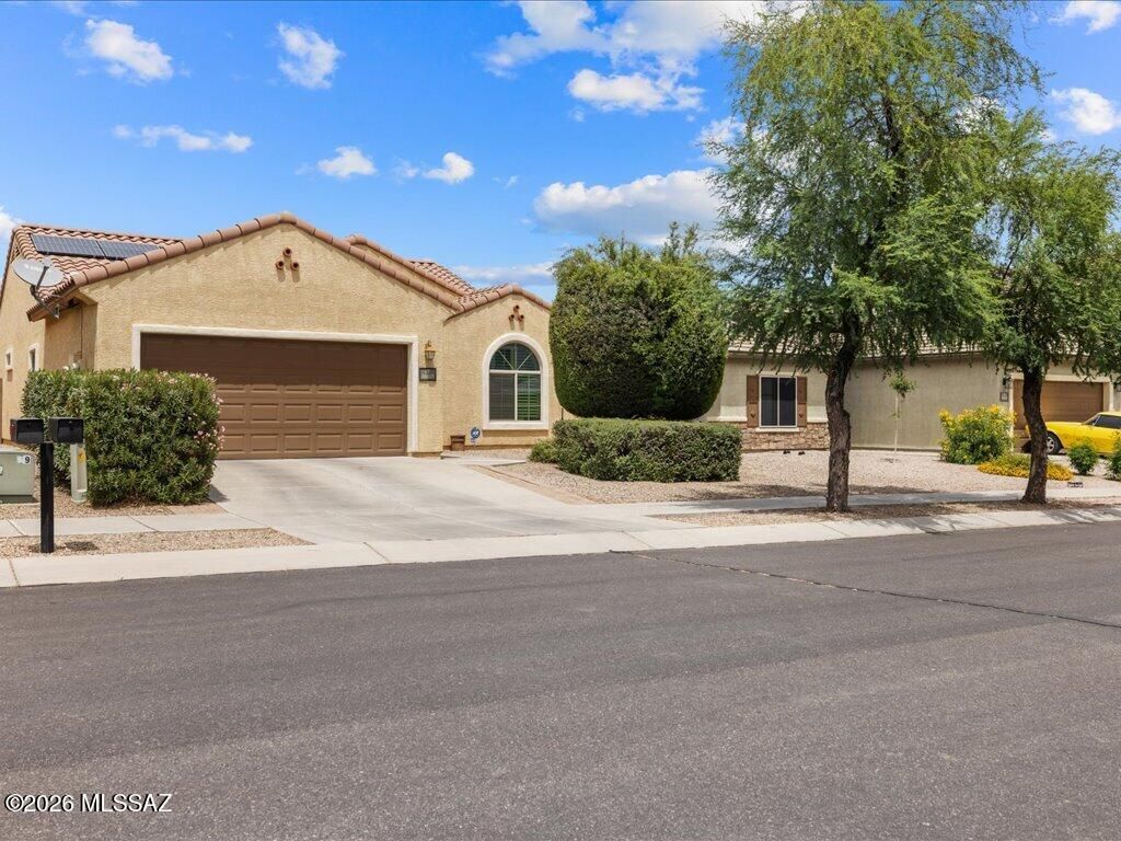 10815 E Deep Sky Drive, Tucson, AZ 85747