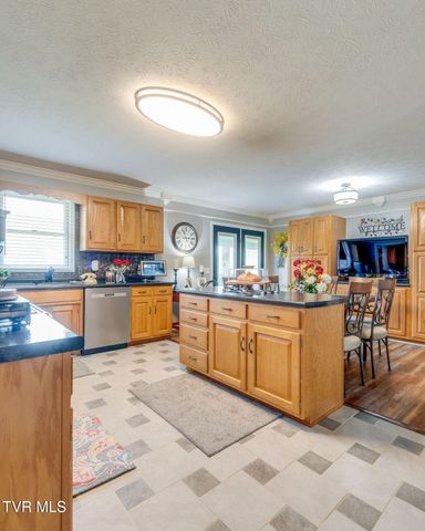 8121 Highway 11w, Rogersville, TN 37857