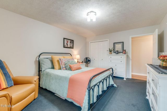 8121 Highway 11w, Rogersville, TN 37857