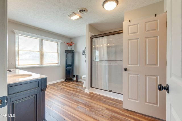 8121 Highway 11w, Rogersville, TN 37857